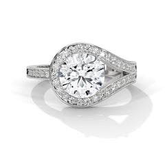 Alaia Halo Ring